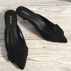 Nasty Gal Black Suede Slip-on Kitten Heels 37/6